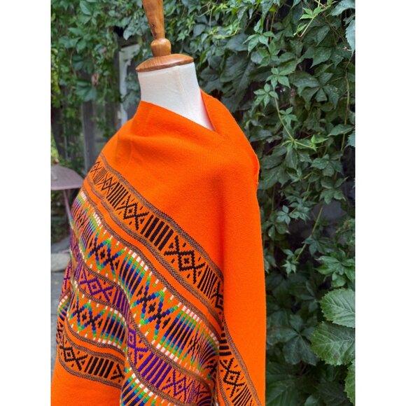 Vintage Orange Woven Poncho Geometric Pattern Blanket Fringe - Picture 5 of 7